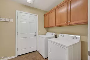 2110 W Tallgrass Trail, Phoenix, AZ 85085 - Photo 9