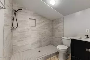 619 W Chipman Rd, Phoenix, AZ 85041 - Photo 25