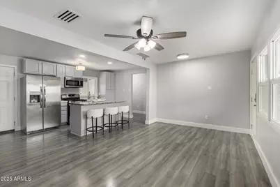 619 W Chipman Road, Phoenix, AZ 85041 - Photo 5