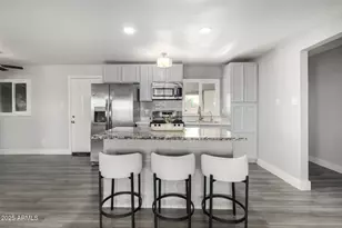 619 W Chipman Rd, Phoenix, AZ 85041 - Photo 7