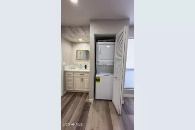 3535 W Tierra Buena Lane #229, Phoenix, AZ 85053 - Photo 17