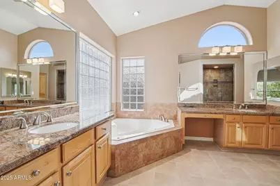 1321 E Desert Flower Lane, Phoenix, AZ 85048 - Photo 25