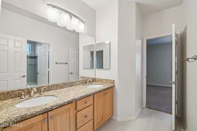 1321 E Desert Flower Lane, Phoenix, AZ 85048 - Photo 29