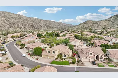 1321 E Desert Flower Lane, Phoenix, AZ 85048 - Photo 45