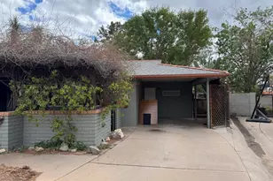 1461 E McLellan Blvd, Phoenix, AZ 85014 - Photo 3