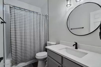 1524 E Gary Way, Phoenix, AZ 85042 - Photo 23