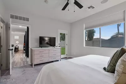 1524 E Gary Way, Phoenix, AZ 85042 - Photo 17