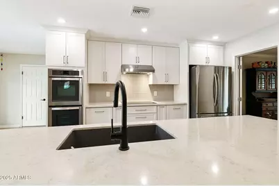 1902 E Redfield Road, Tempe, AZ 85283 - Photo 13