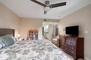 12222 N Paradise Vlg Pkwy S, Phoenix, AZ 85032 - Photo 13