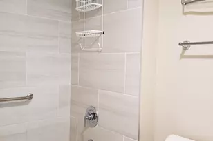 12222 N Paradise Vlg Pkwy S, Phoenix, AZ 85032 - Photo 11