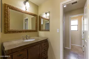 49 Biltmore Estate, Phoenix, AZ 85016 - Photo 49