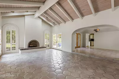 49 Biltmore Estate, Phoenix, AZ 85016 - Photo 19