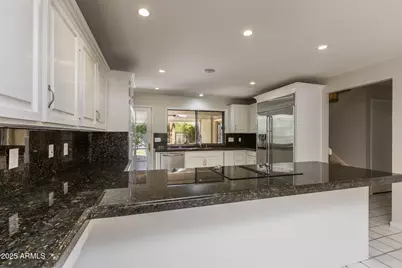 49 Biltmore Estate, Phoenix, AZ 85016 - Photo 23