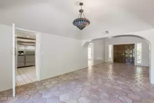 49 Biltmore Estate, Phoenix, AZ 85016 - Photo 17