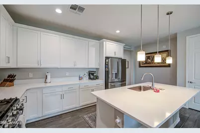 19567 W Edgemont Avenue, Buckeye, AZ 85396 - Photo 5