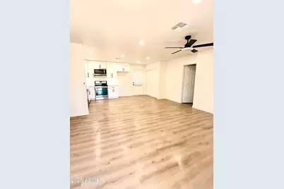 8042 S 25th Street, Phoenix, AZ 85042 - Photo 5