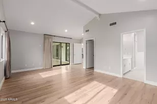 5001 E Mitchell Dr, Phoenix, AZ 85018 - Photo 17