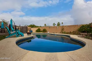 1320 E Cottonwood Ln, Phoenix, AZ 85048 - Photo 33