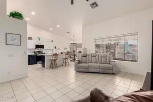 1320 E Cottonwood Ln, Phoenix, AZ 85048 - Photo 11