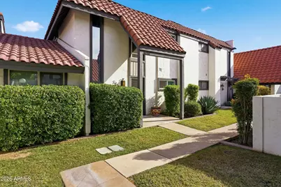 2810 E Glenrosa Avenue #18, Phoenix, AZ 85016 - Photo 3