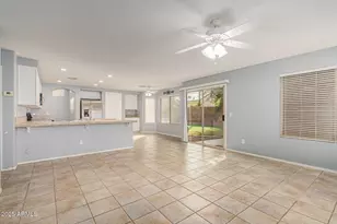 390 S Elm Ct, Gilbert, AZ 85296 - Photo 9