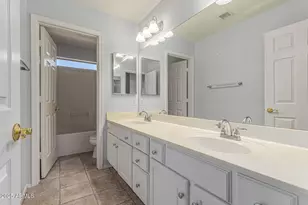 390 S Elm Ct, Gilbert, AZ 85296 - Photo 5