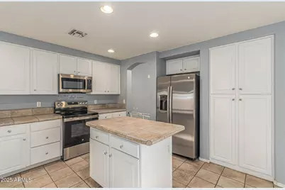 390 S Elm Court, Gilbert, AZ 85296 - Photo 21