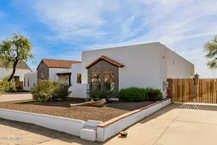 8451 W Daley Ln, Peoria, AZ 85383 - Photo 3