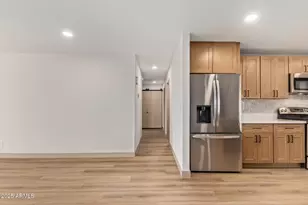 2910 W Anderson Dr, Phoenix, AZ 85053 - Photo 41