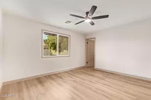 2910 W Anderson Dr, Phoenix, AZ 85053 - Photo 47