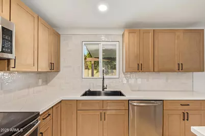 2910 W Anderson Drive, Phoenix, AZ 85053 - Photo 39