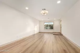 2910 W Anderson Dr, Phoenix, AZ 85053 - Photo 25