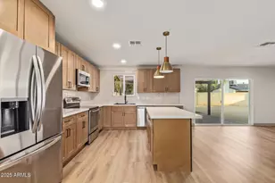 2910 W Anderson Dr, Phoenix, AZ 85053 - Photo 33