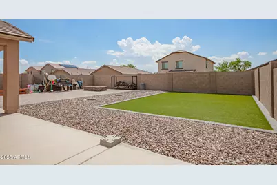 24649 W Sheraton Lane, Buckeye, AZ 85326 - Photo 39