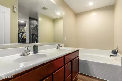 24649 W Sheraton Lane, Buckeye, AZ 85326 - Photo 17