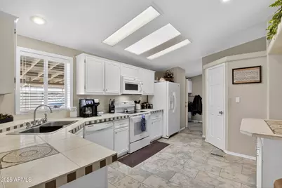 26402 S Valencia Avenue, Queen Creek, AZ 85142 - Photo 11