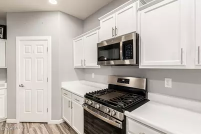 19426 W Washington Street, Buckeye, AZ 85326 - Photo 13