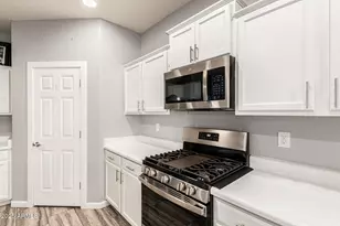 19426 W Washington St, Buckeye, AZ 85326 - Photo 13