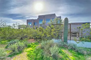 132 E Kaniksu St, Apache Junction, AZ 85119 - Photo 43