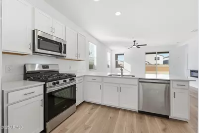 38030 N Front Runner Lane, San Tan Valley, AZ 85140 - Photo 7