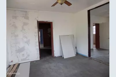 571 W Porphyry Street, Superior, AZ 85173 - Photo 5