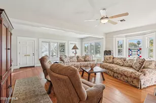 948 S Ash Ave, Tempe, AZ 85281 - Photo 9