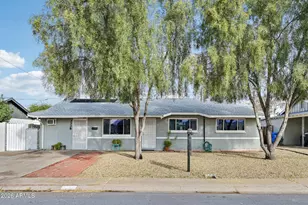 3338 W Corrine Dr, Phoenix, AZ 85029 - Photo 1