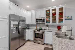 2511 W Queen Creek Rd, Chandler, AZ 85248 - Photo 9