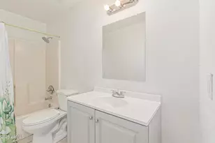 6718 W Catalina Dr, Phoenix, AZ 85033 - Photo 23