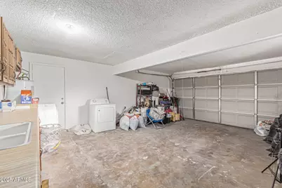 6718 W Catalina Drive, Phoenix, AZ 85033 - Photo 27