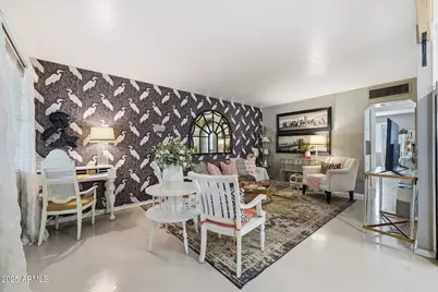 2343 E Earll Drive, Phoenix, AZ 85016 - Photo 5