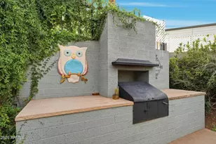 2343 E Earll Dr, Phoenix, AZ 85016 - Photo 43