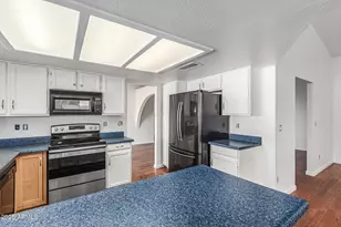 3408 W Topeka Dr, Phoenix, AZ 85027 - Photo 15