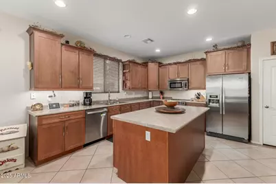 11921 W Monroe Street, Avondale, AZ 85323 - Photo 15